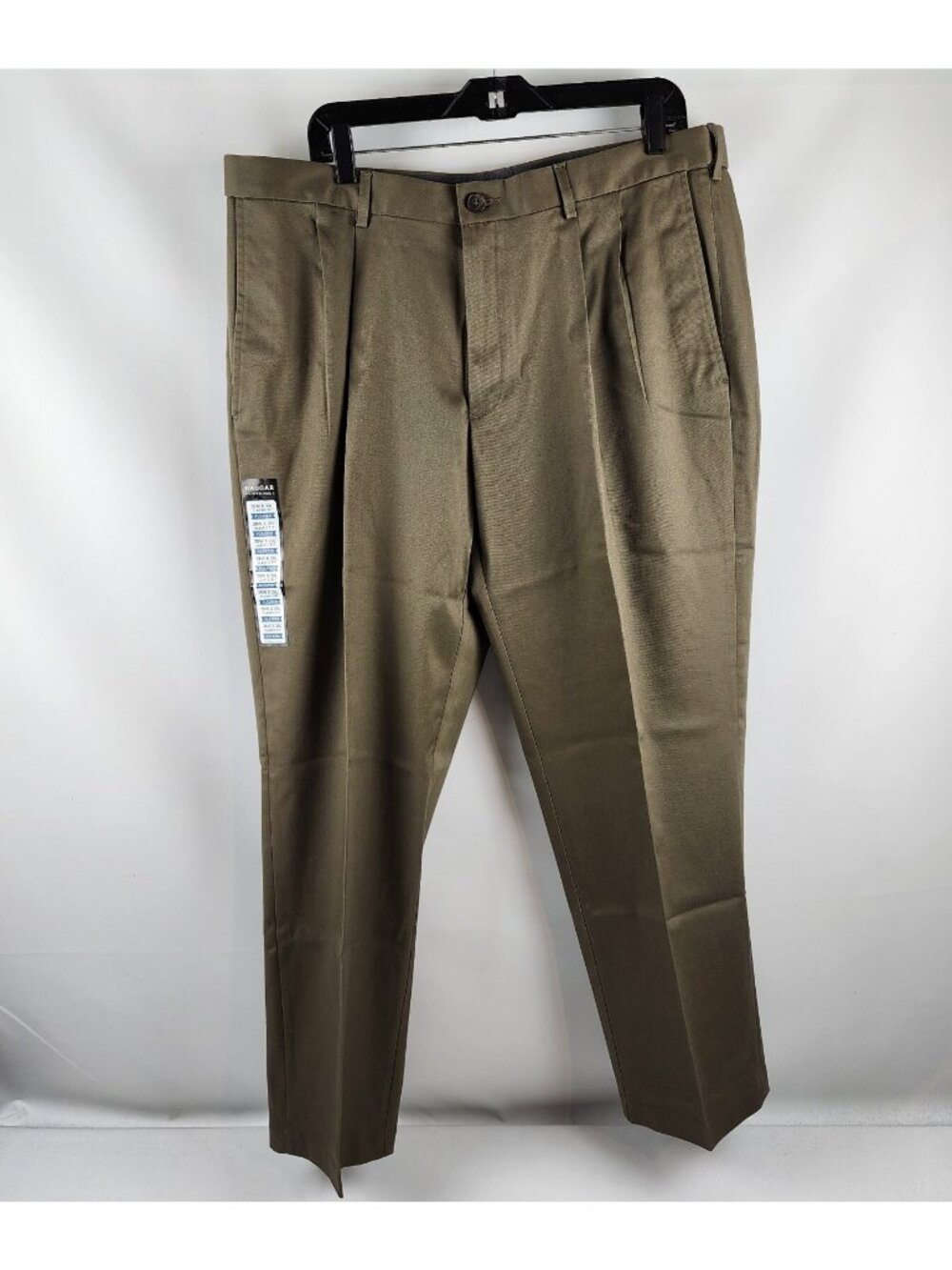 Haggar Men Pleated Classic Fit Premium No Iron Khaki Expandable Waist 38x29 NWT